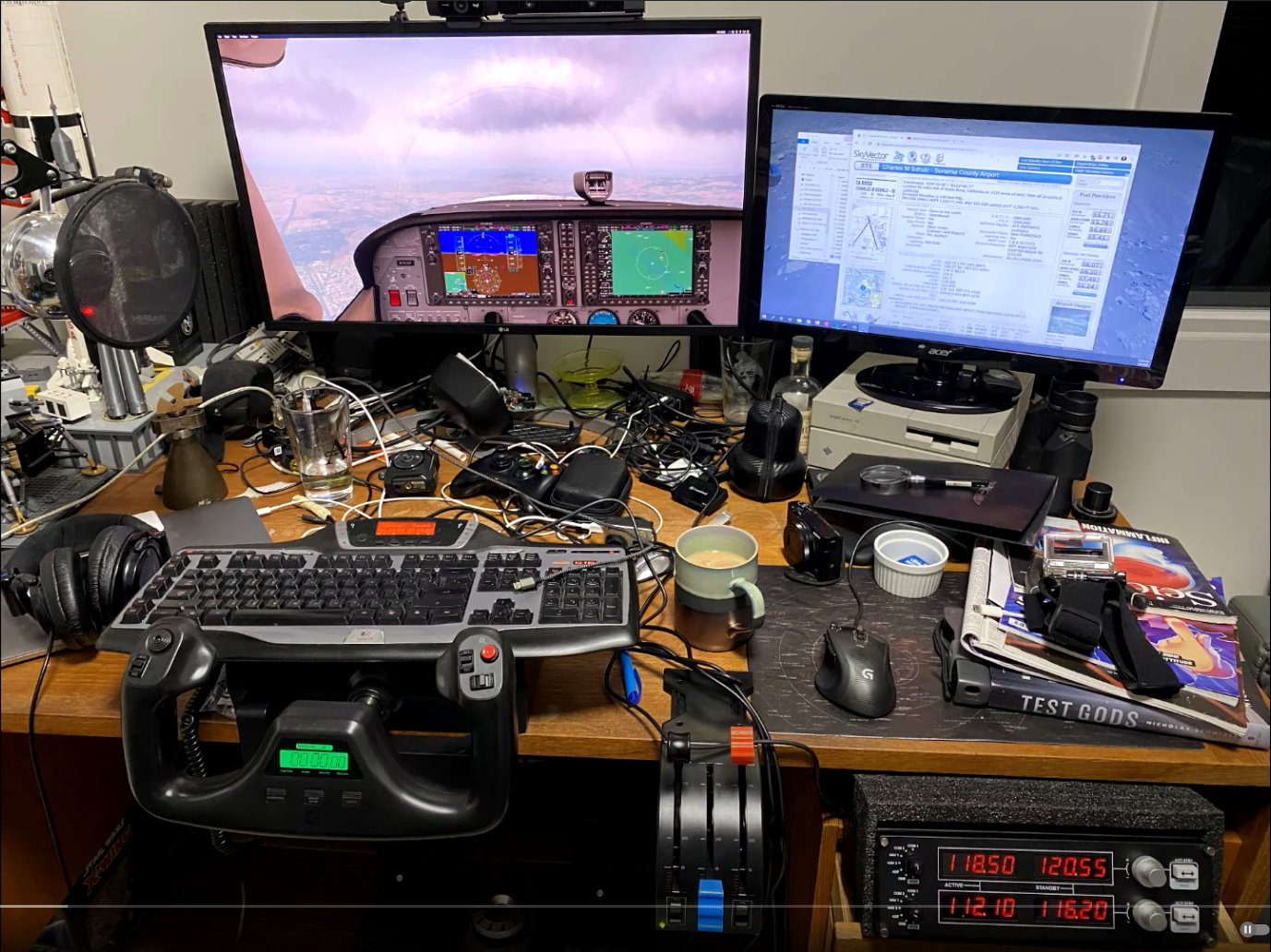 meeting-backgrounds/Scott Manley Desk.png